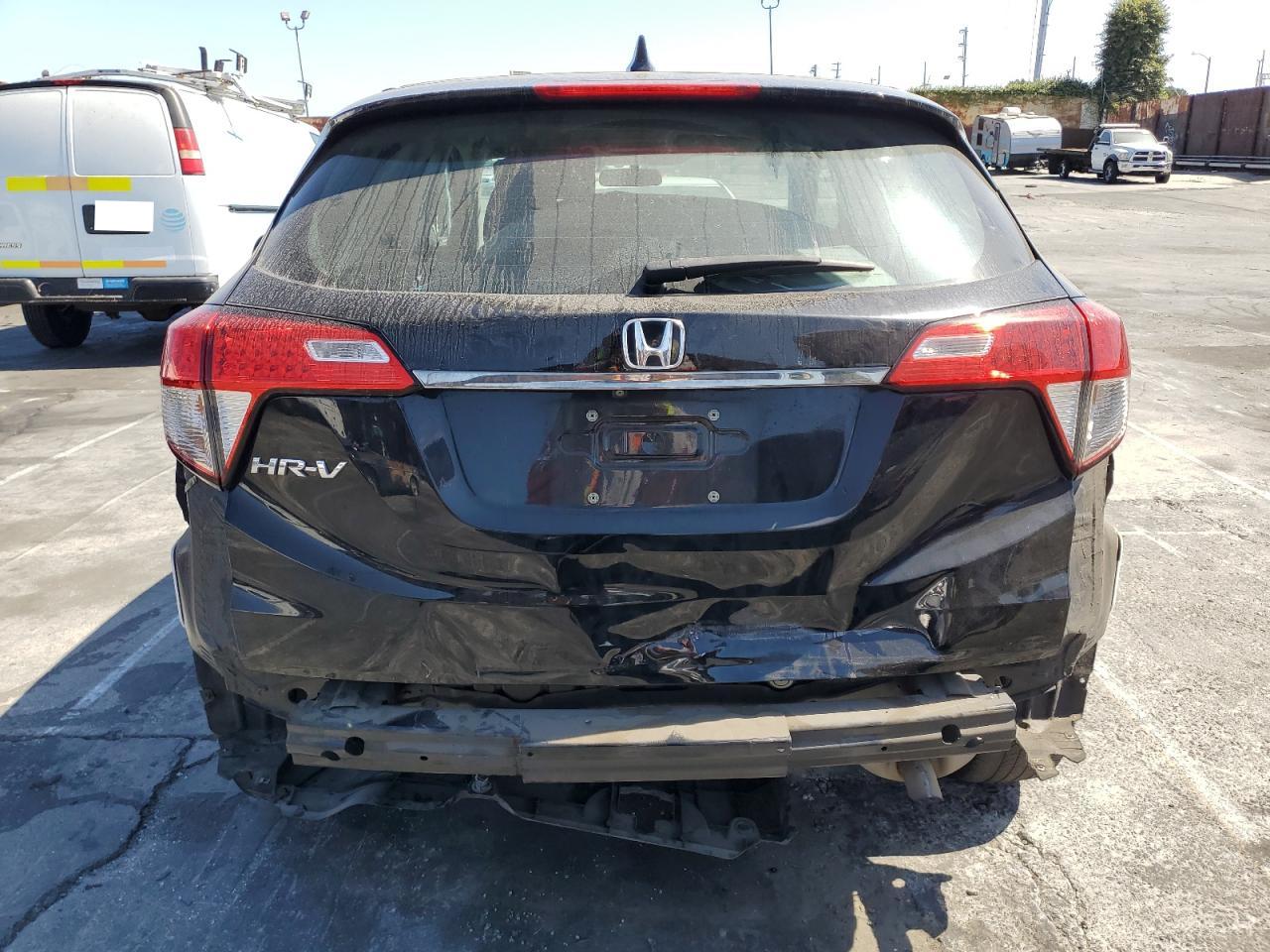 2020 Honda Hr-V Lx VIN: 3CZRU5H38LG700009 Lot: 66958445