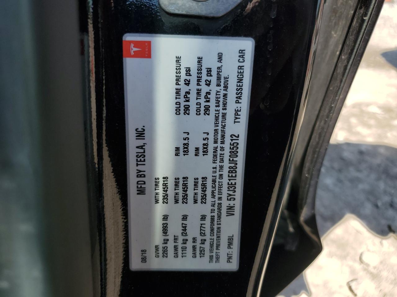 2018 Tesla Model 3 VIN: 5YJ3E1EB8JF085512 Lot: 63670705