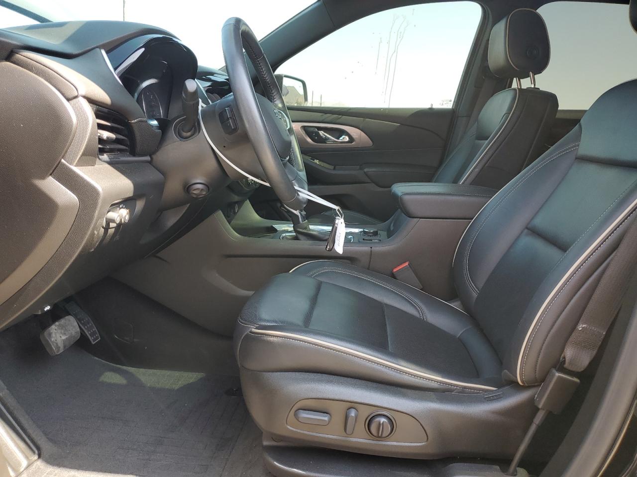 2022 Chevrolet Traverse Premier VIN: 1GNERKKW1NJ122092 Lot: 65463055