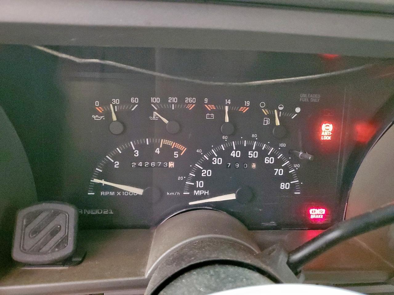 1992 Chevrolet Suburban K1500 VIN: 1GNFK16K9NJ338993 Lot: 64726485