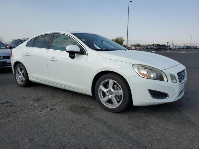  VOLVO S60 2012 White