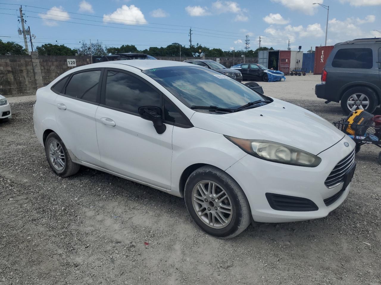 3FADP4AJ3HM165762 2017 Ford Fiesta S
