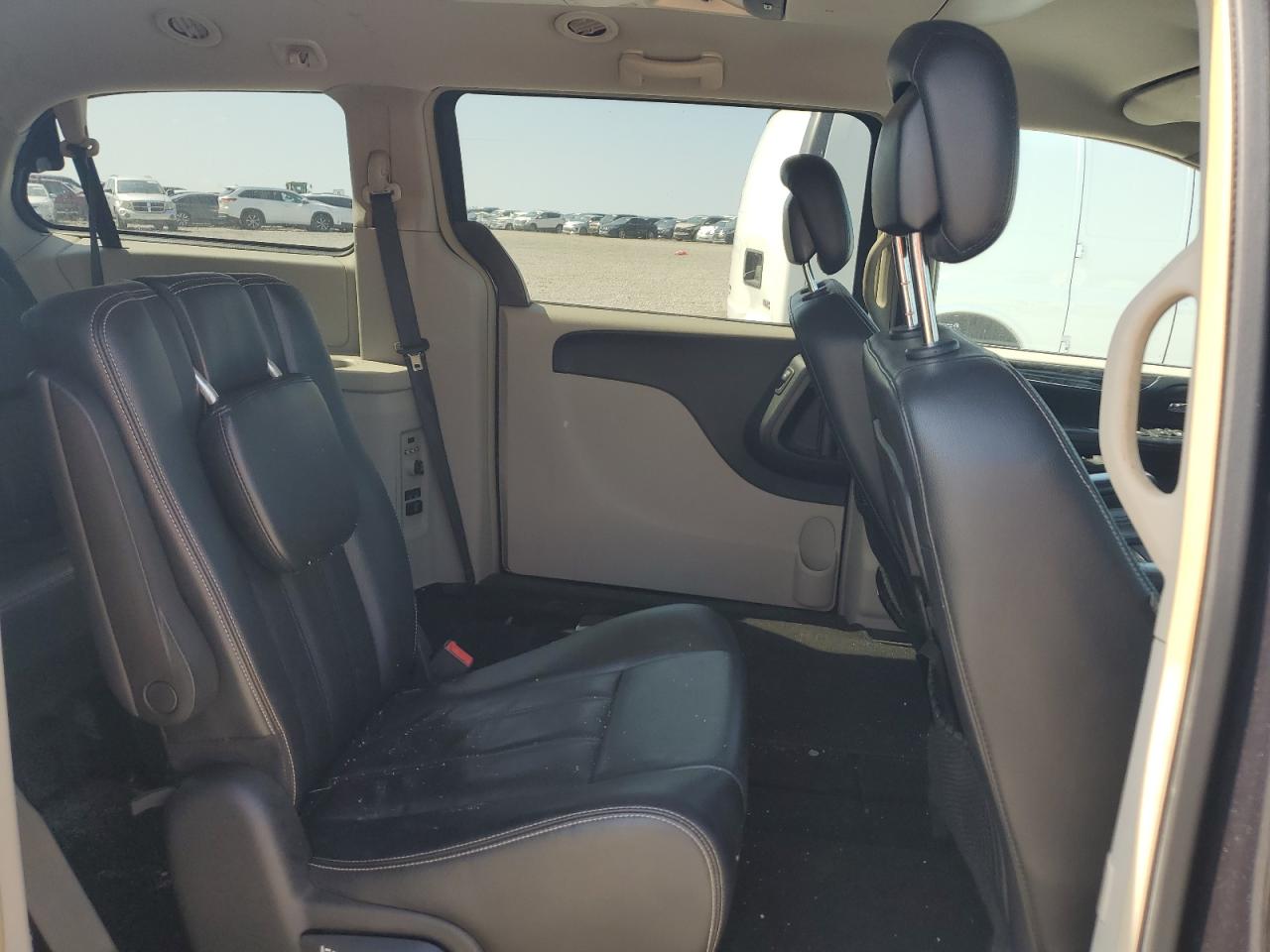 2014 Chrysler Town & Country Touring VIN: 2C4RC1BG0ER383451 Lot: 65359435