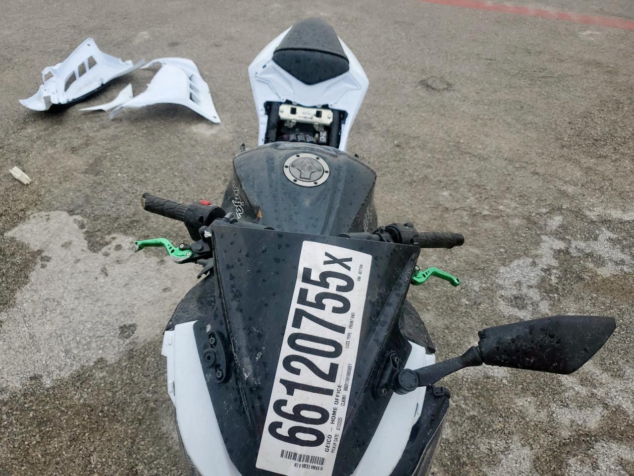 jkaex8a15gda27184 JKAEX8A15GDA27184 2016 Kawasaki Ex300 A