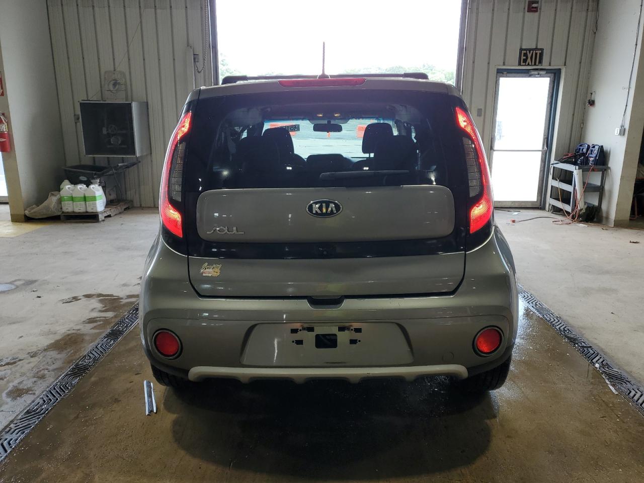2017 Kia Soul + VIN: KNDJP3A5XH7422646 Lot: 65153475