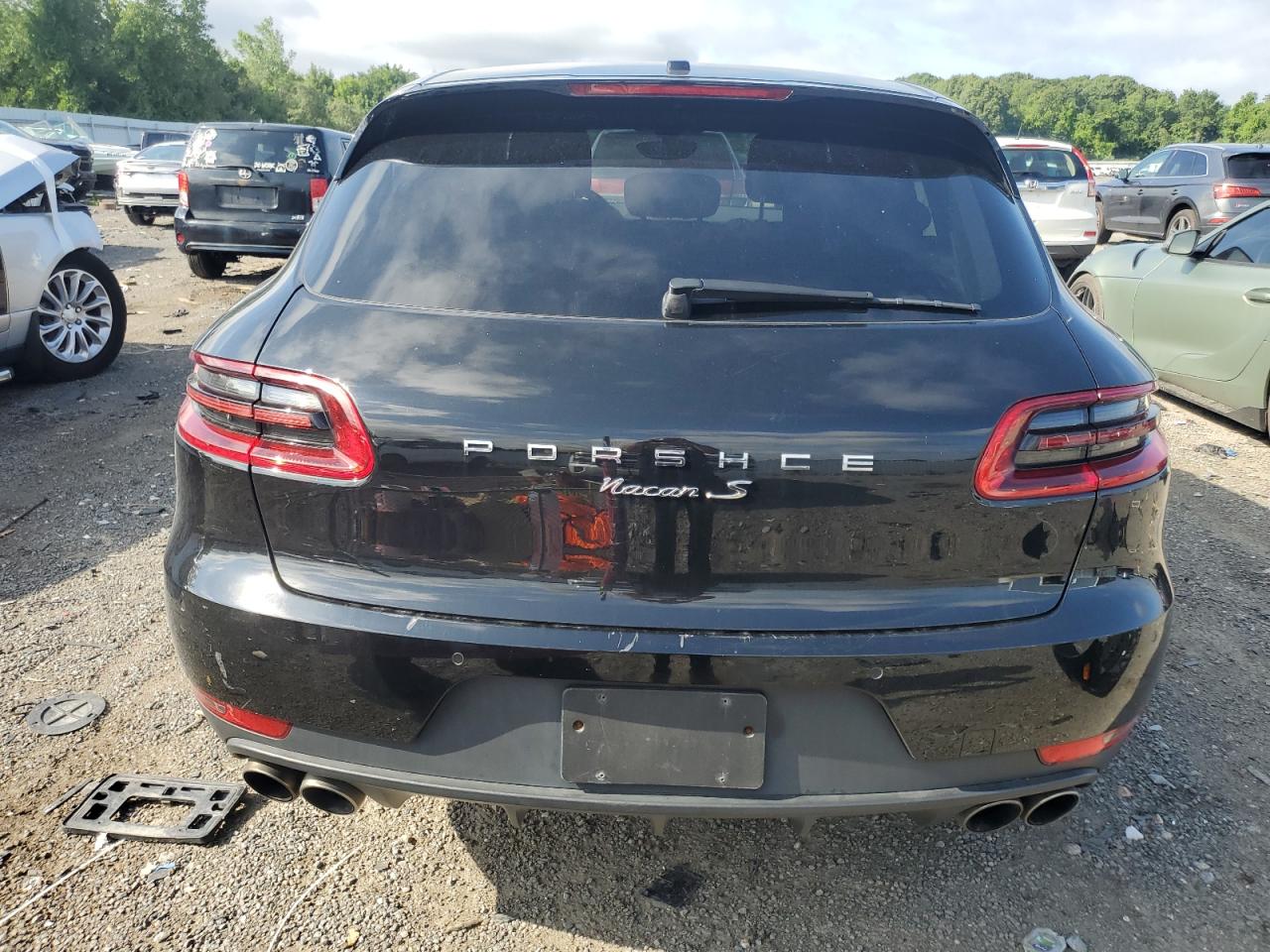 2015 Porsche Macan S VIN: WP1AB2A58FLB67765 Lot: 62899835