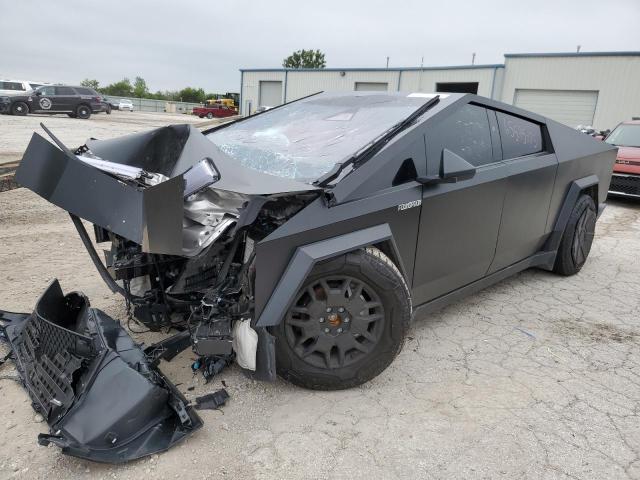 TESLA CYBERTRUCK 2024