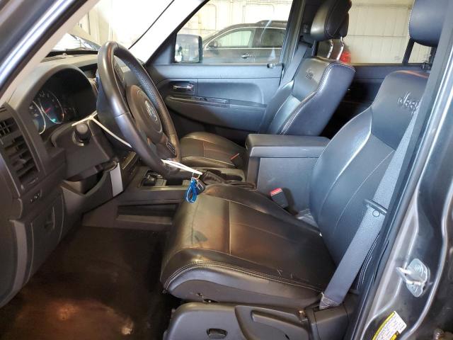  JEEP LIBERTY 2012 Srebrny