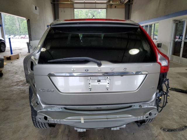  VOLVO XC60 2016 tan
