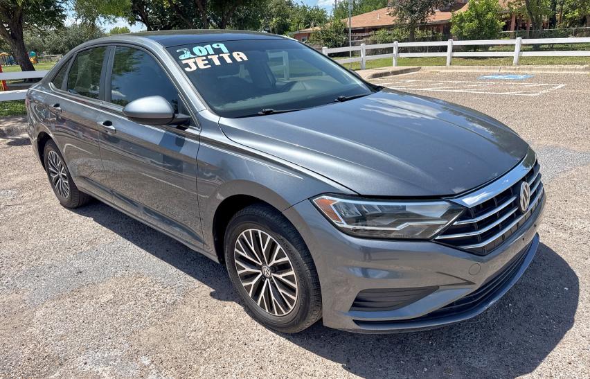  VOLKSWAGEN JETTA 2019 Szary