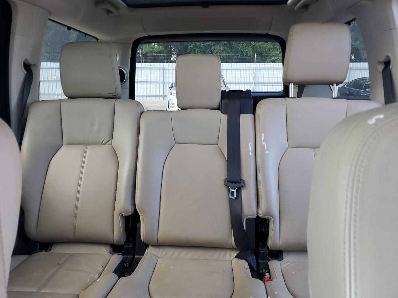 2011 Land Rover Lr4 Hse Luxury VIN: SALAK2D42BA558137 Lot: 63242525