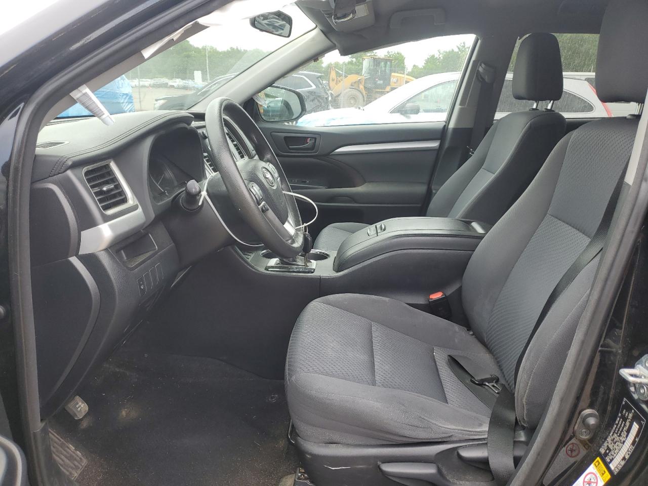 2015 Toyota Highlander Le VIN: 5TDBKRFH3FS194596 Lot: 65128385