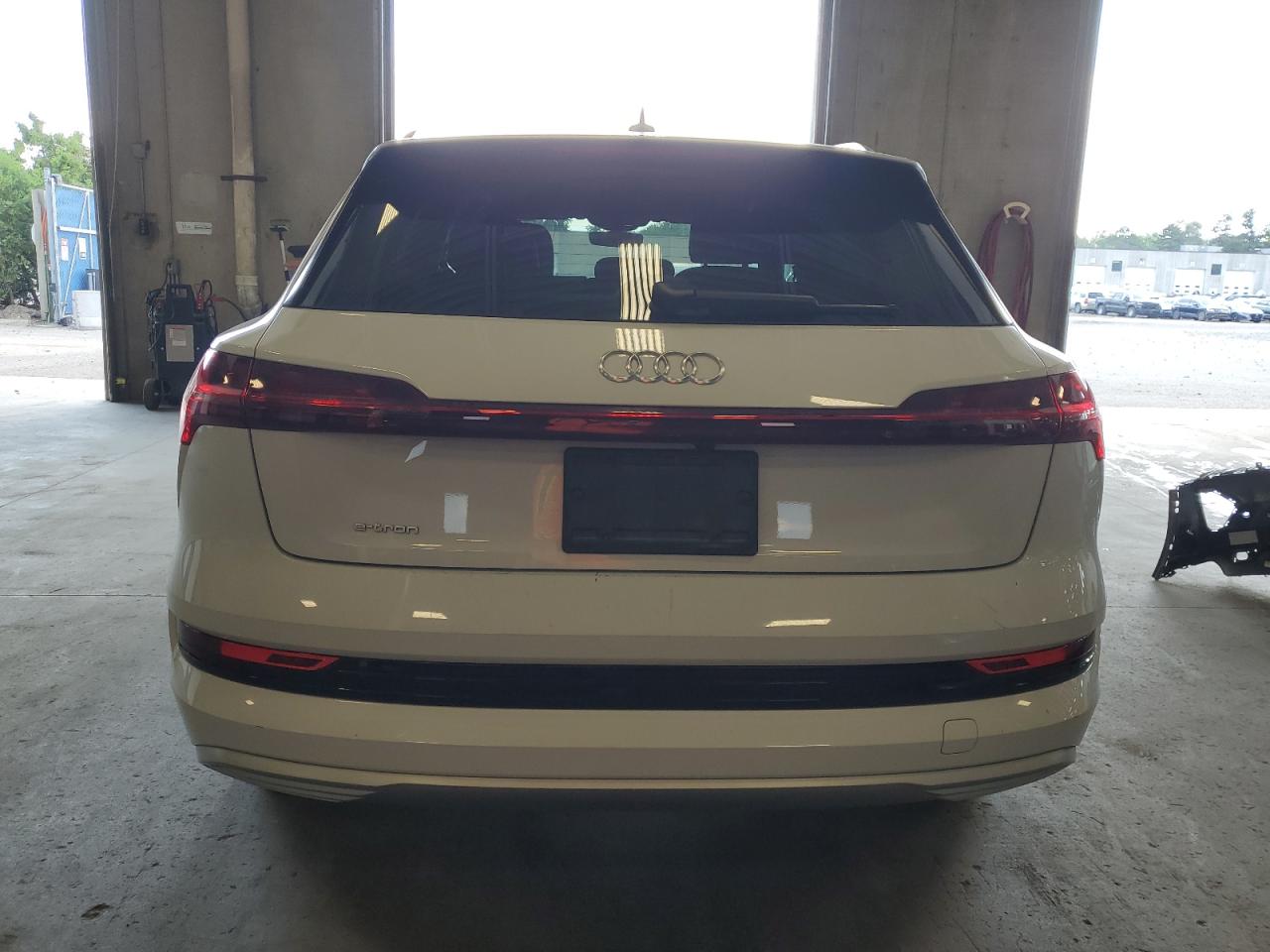 2019 Audi E-Tron Prestige VIN: WA1VAAGE0KB023340 Lot: 63026595