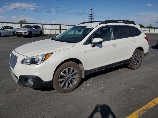  SUBARU OUTBACK 2015 Biały