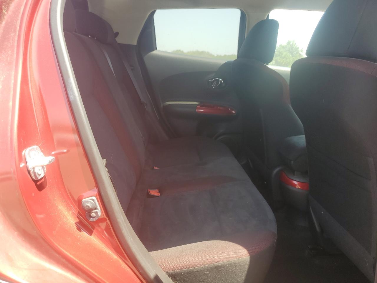 2015 Nissan Juke S VIN: JN8AF5MR3FT513702 Lot: 65025195