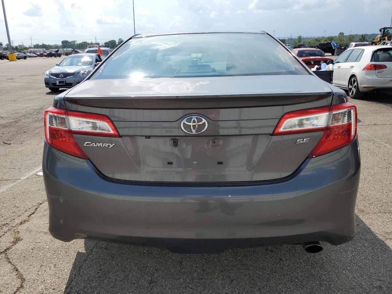 4t1bf1fk0eu827935 4T1BF1FK0EU827935 2014 Toyota Camry L