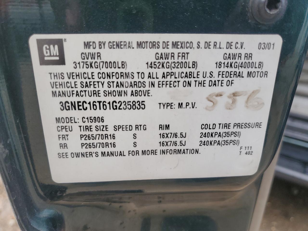 2001 Chevrolet Suburban C1500 VIN: 3GNEC16T61G235835 Lot: 65178375