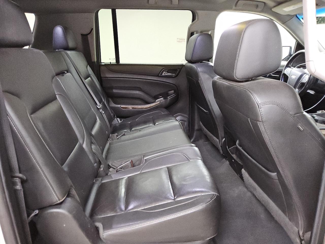 2019 Chevrolet Suburban K1500 Lt VIN: 1GNSKHKC8KR176552 Lot: 62828925