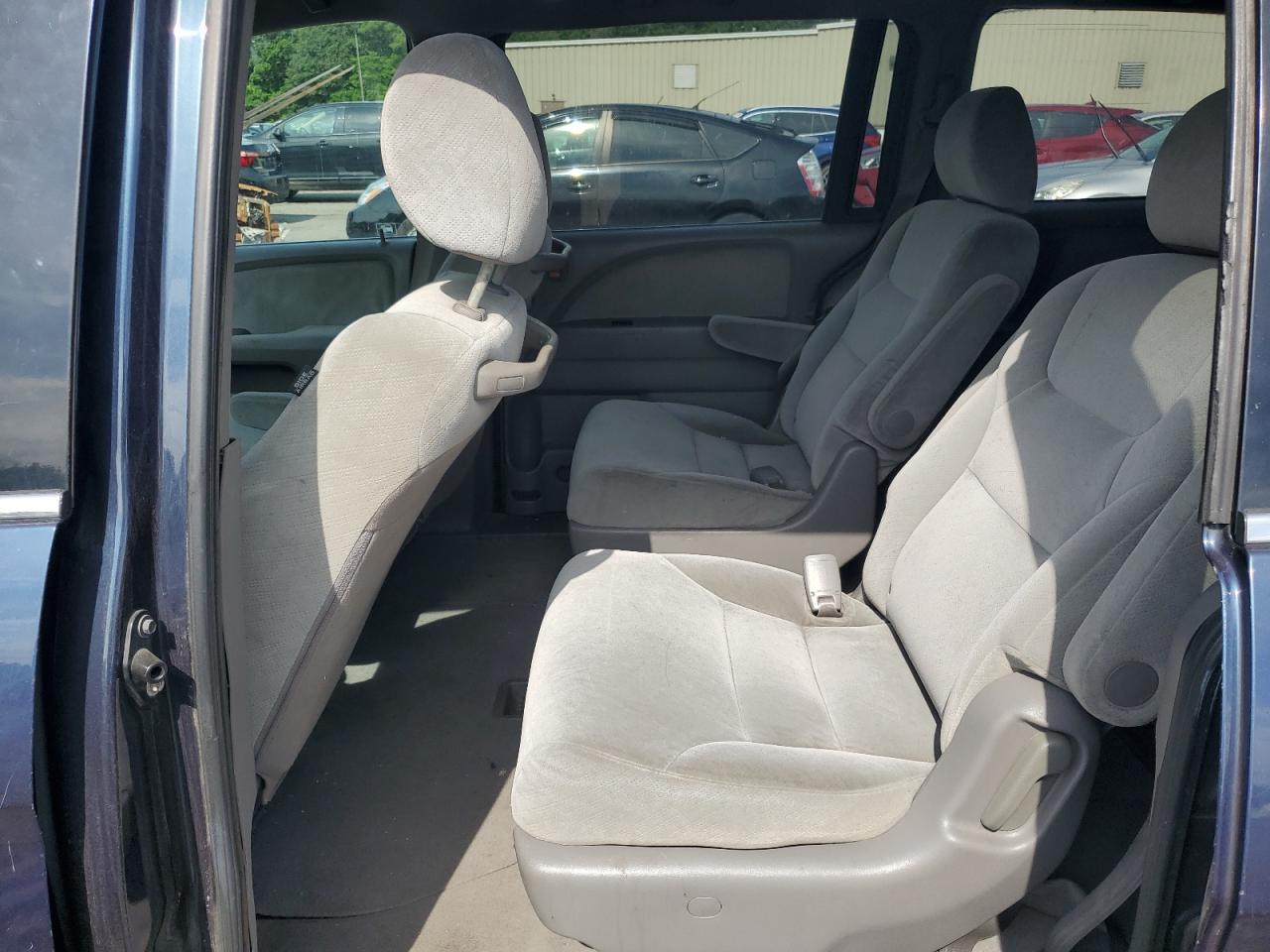 2010 Honda Odyssey Lx VIN: 5FNRL3H25AB008667 Lot: 62903075