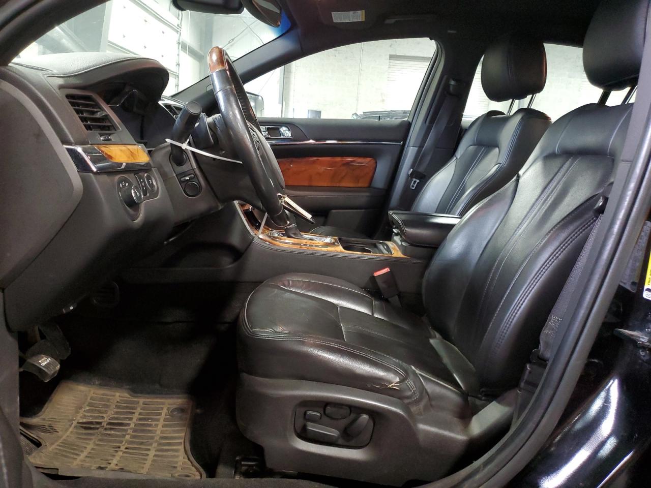 1LNHL9EK8DG610908 2013 Lincoln Mks