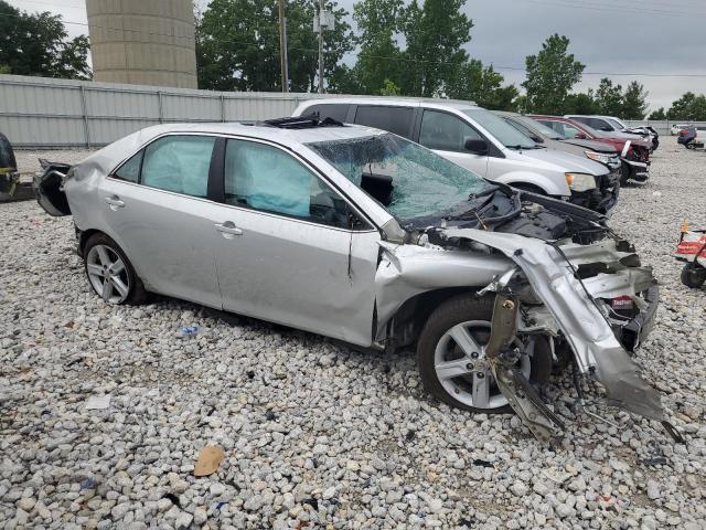  TOYOTA CAMRY 2012 Srebrny