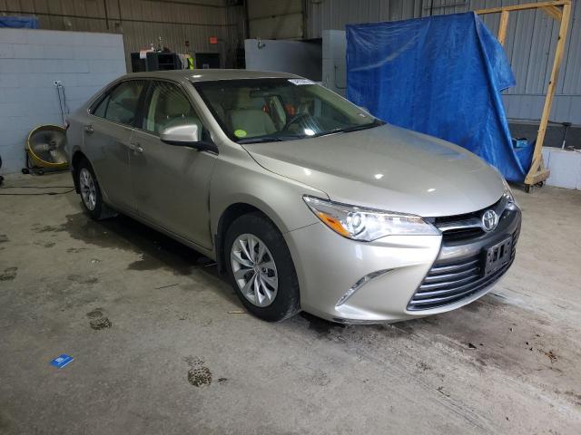Sedans TOYOTA CAMRY 2015 Gold