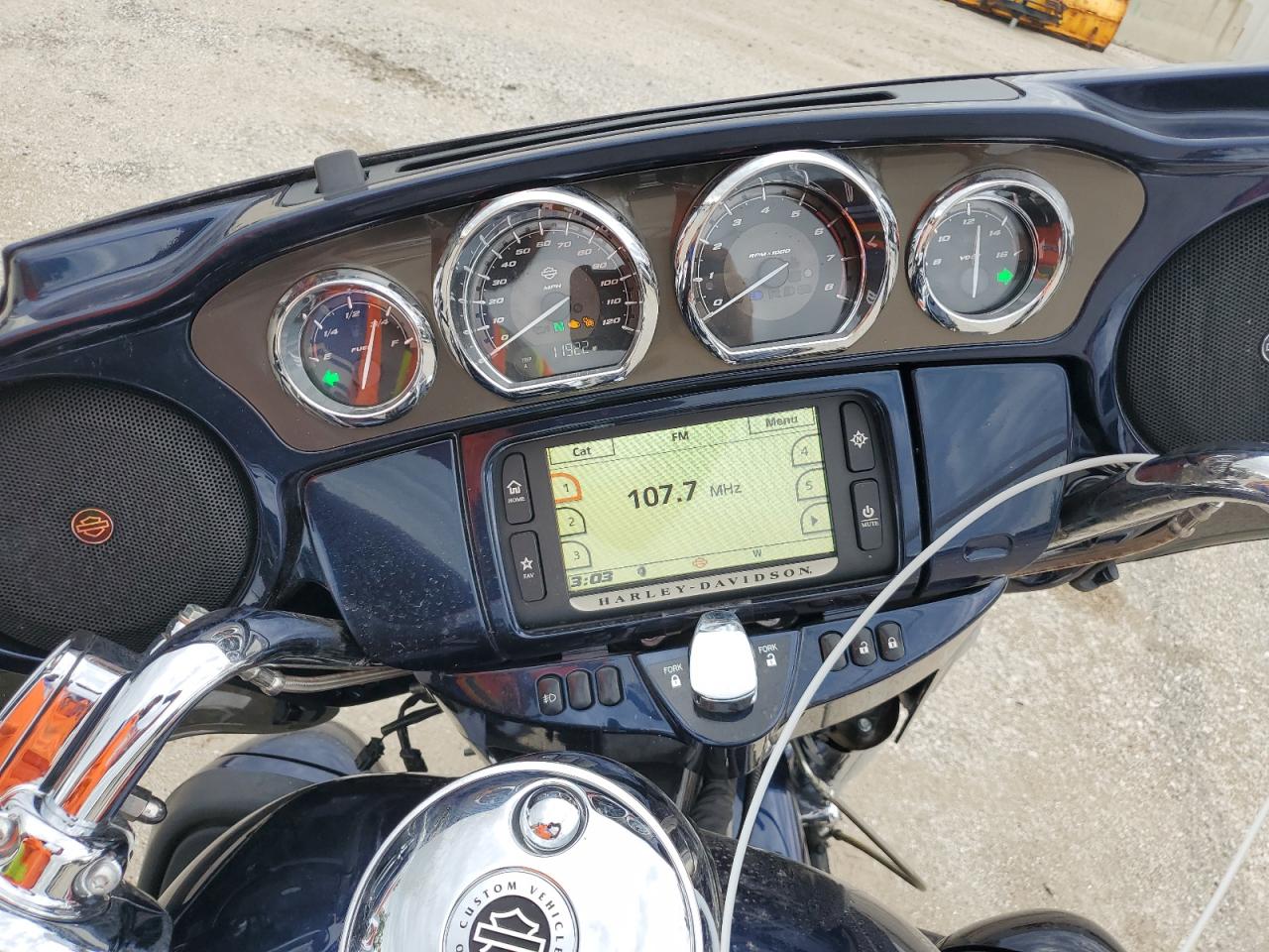 2018 Harley-Davidson Flhtkse 115Th Anniversary Cvo Limited VIN: 1HD1THH1XJB956596 Lot: 66134385