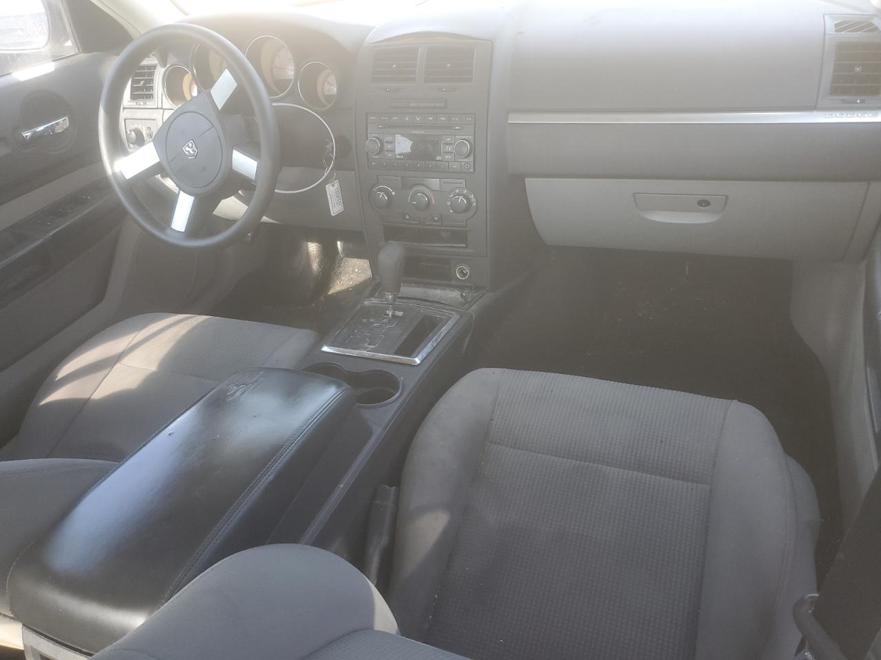 2008 Dodge Charger VIN: 2B3KA43R38H231992 Lot: 63245005