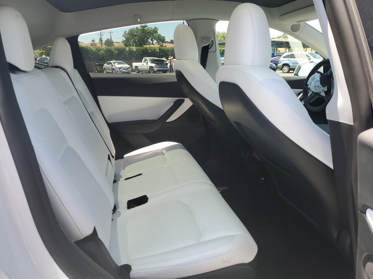 2022 Tesla Model Y VIN: 7SAYGAEE9NF485999 Lot: 62755705