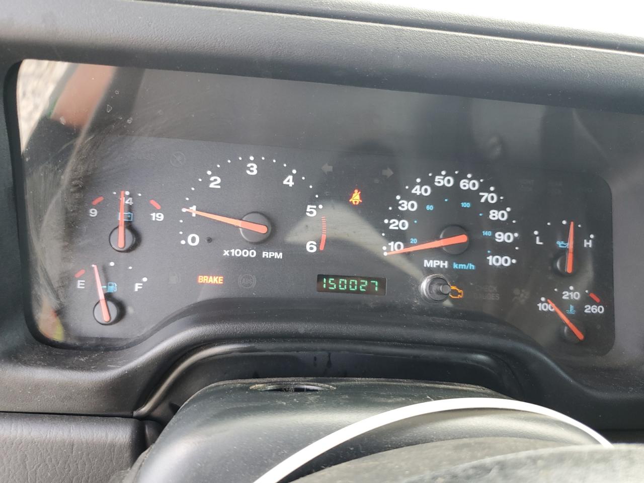 2004 Jeep Wrangler / Tj Sport VIN: 1J4FA49S84P737747 Lot: 64559165