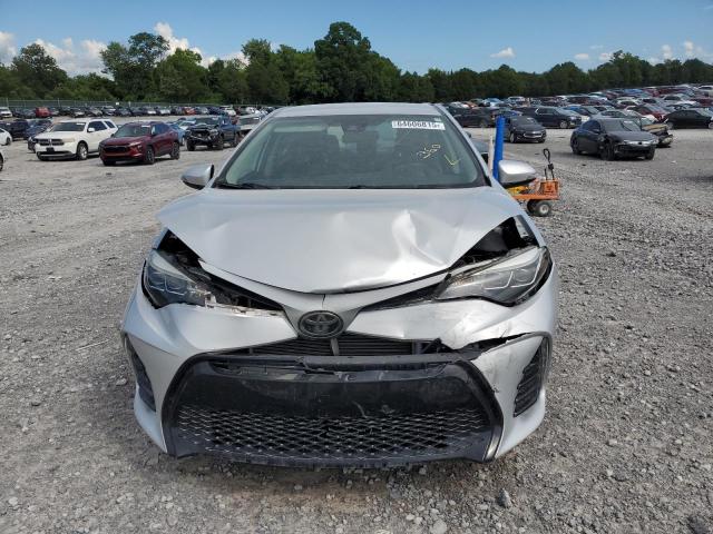 Седаны TOYOTA COROLLA 2017 Серебристый