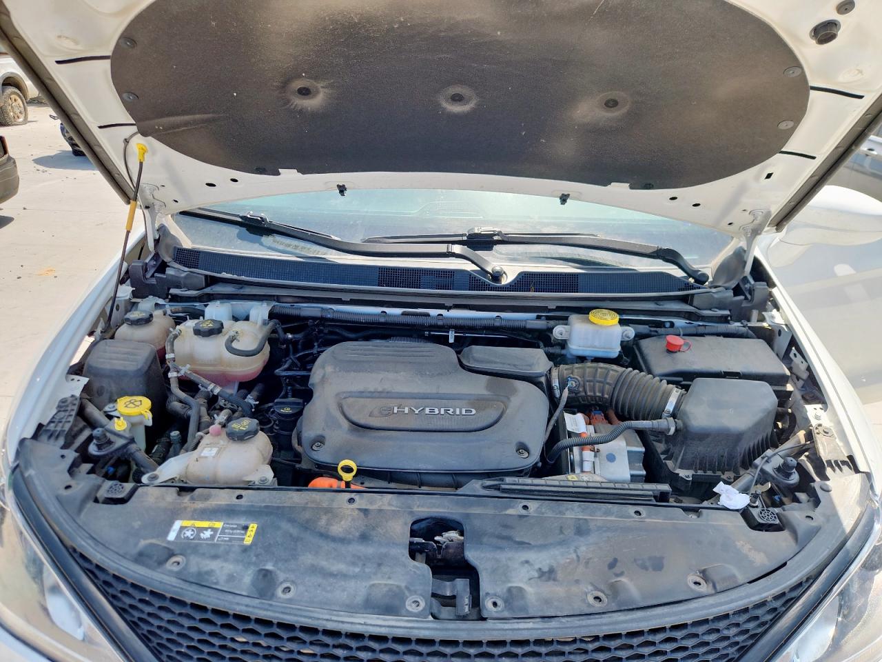 2020 Chrysler Pacifica Hybrid Touring VIN: 2C4RC1H76LR282371 Lot: 63848795