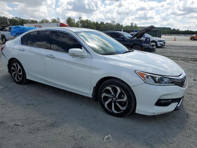 Седаны HONDA ACCORD 2016 Белы
