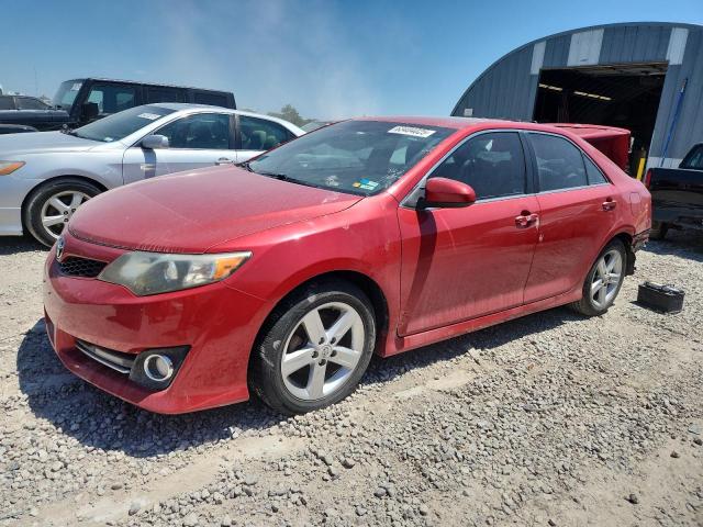  TOYOTA CAMRY 2013 Красный