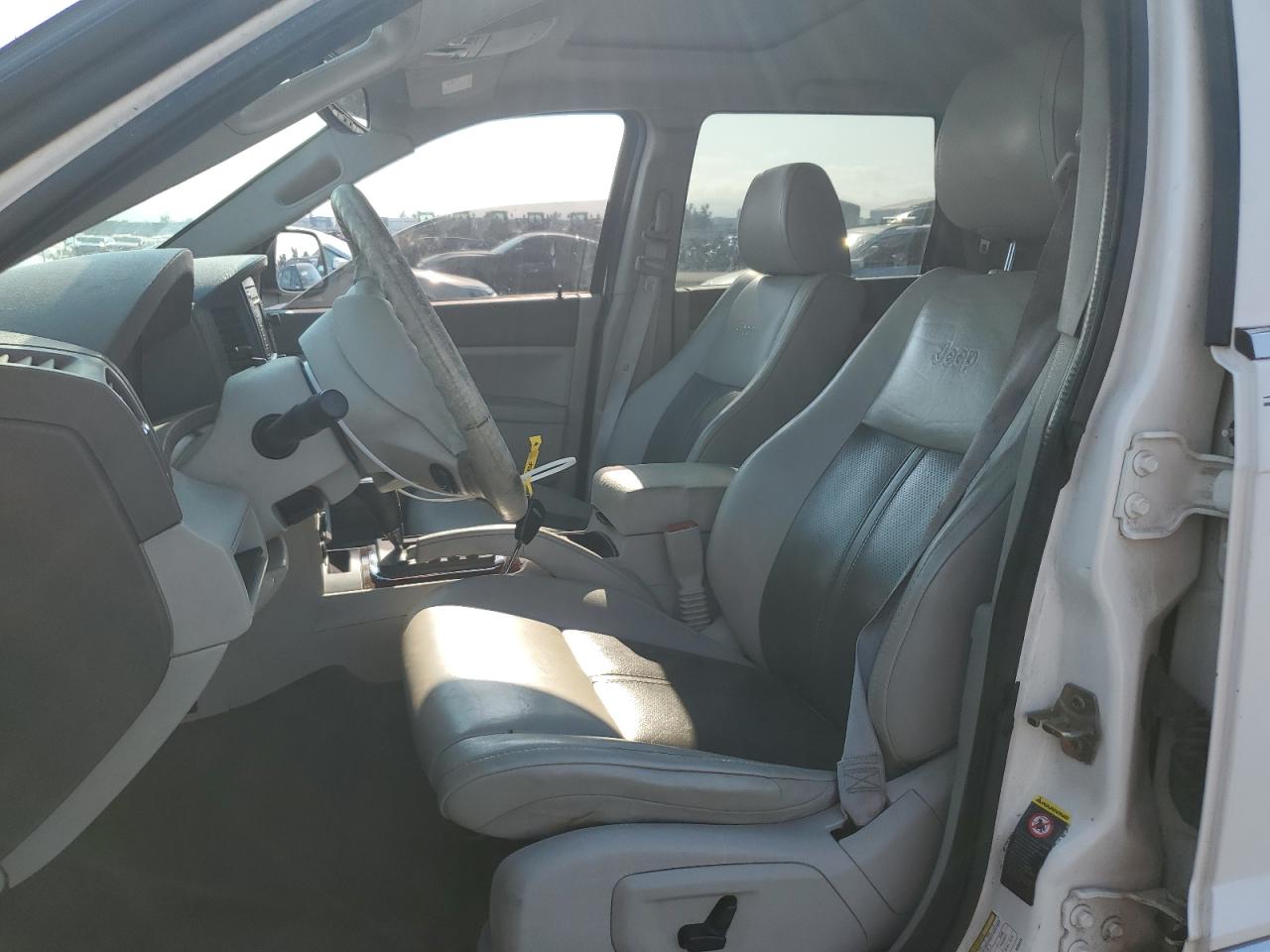 2005 Jeep Grand Cherokee Limited VIN: 1J8HS58N65C594375 Lot: 64886945