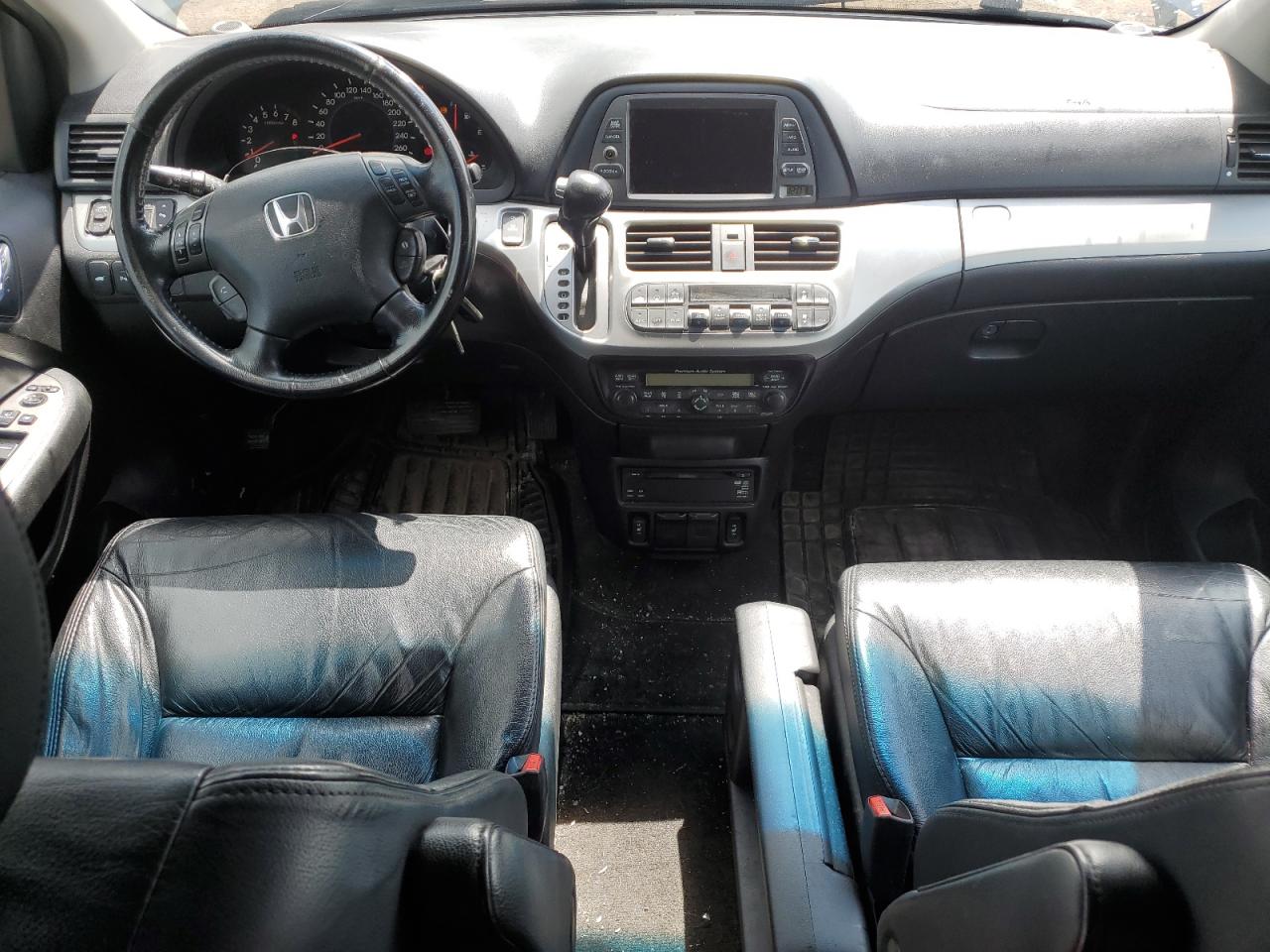 2010 Honda Odyssey Touring VIN: 5FNRL3H81AB507082 Lot: 62931535