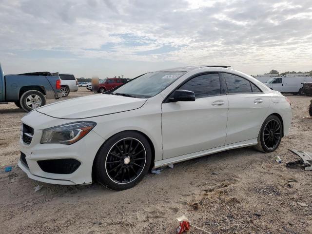 Sedans MERCEDES-BENZ CLA-CLASS 2016 White