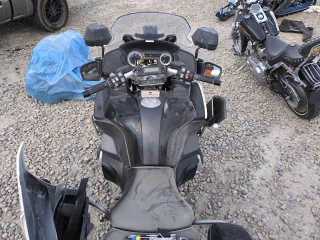  BMW R-SERIES 2019 Два тони