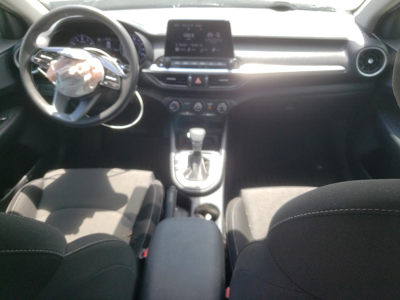 3KPF24AD3NE457316 2022 Kia Forte Fe