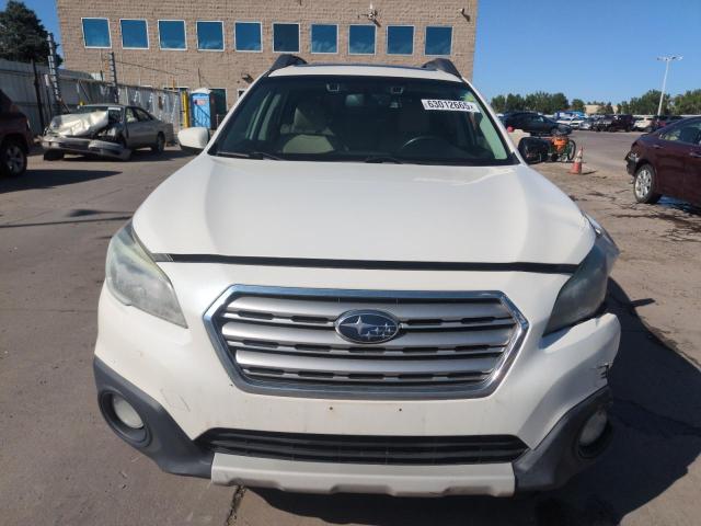  SUBARU OUTBACK 2015 White