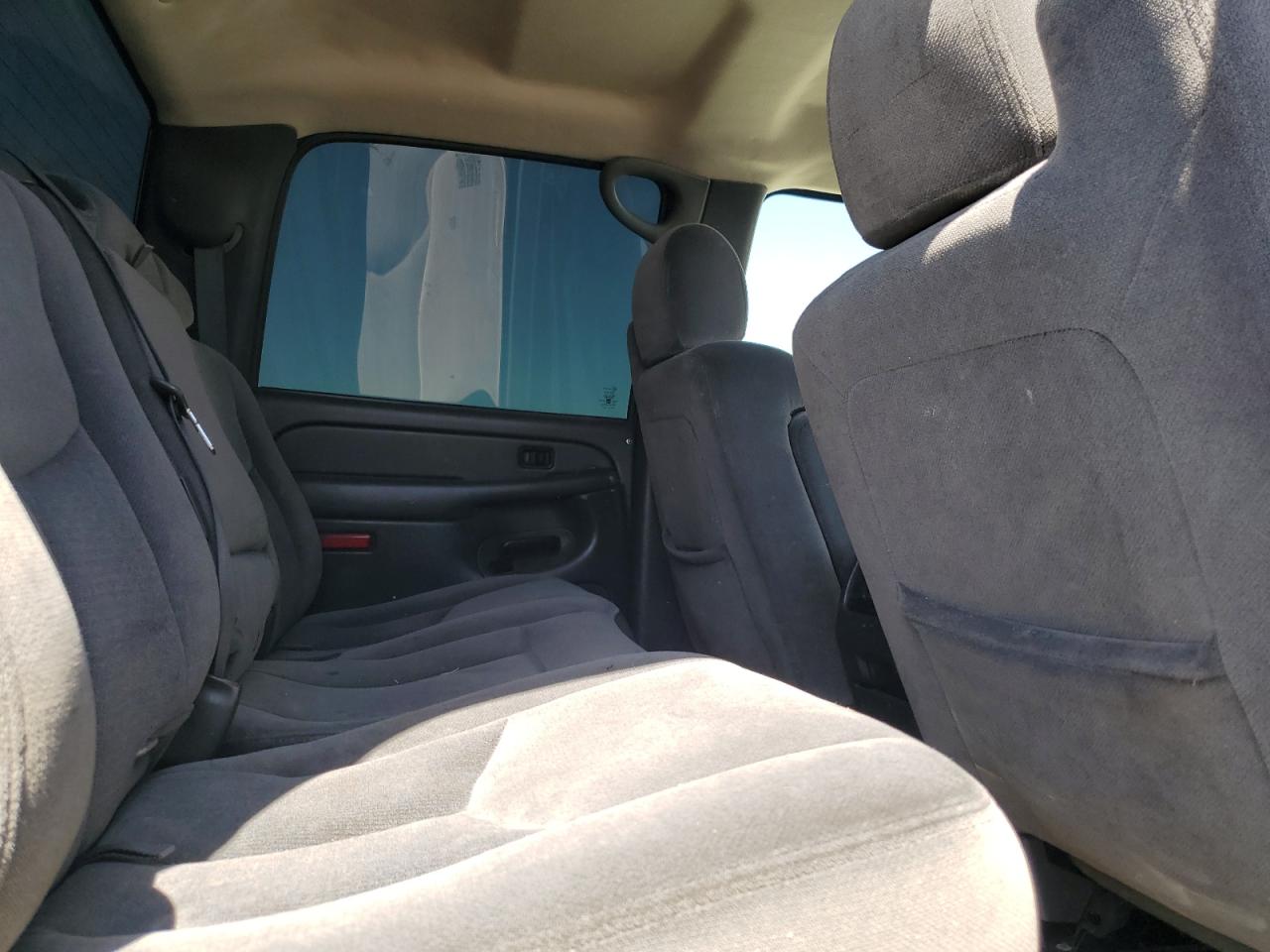 2004 GMC New Sierra C1500 VIN: 2GTEC13T241434679 Lot: 63063635