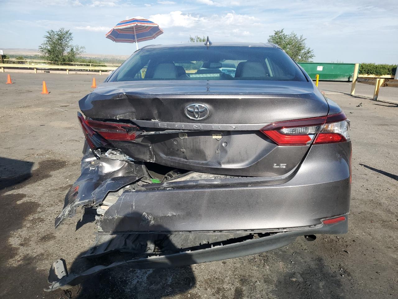 2022 Toyota Camry Le VIN: 4T1R11AK6NU671436 Lot: 65206515