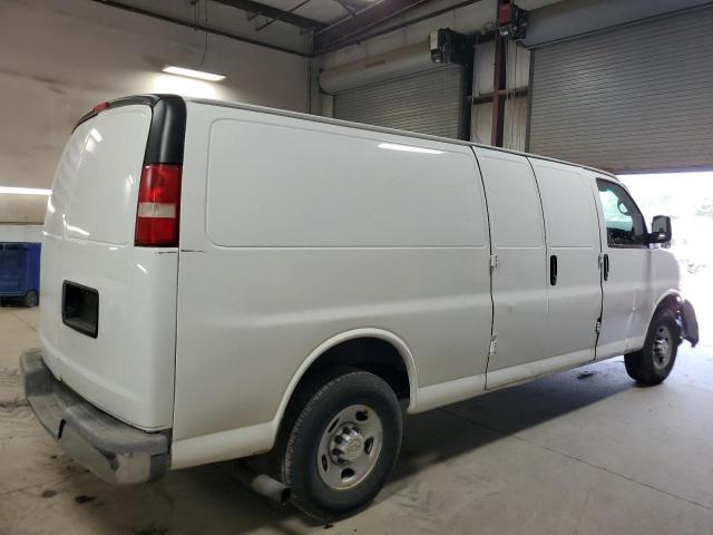  CHEVROLET EXPRESS 2013 White
