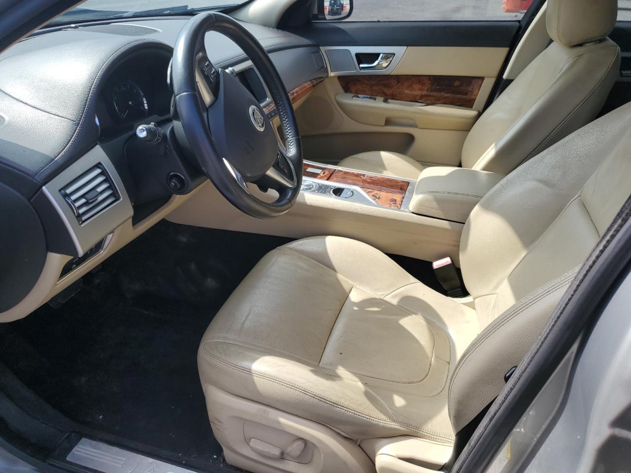 2012 Jaguar Xf VIN: SAJWA0FB4CLS43069 Lot: 65070175