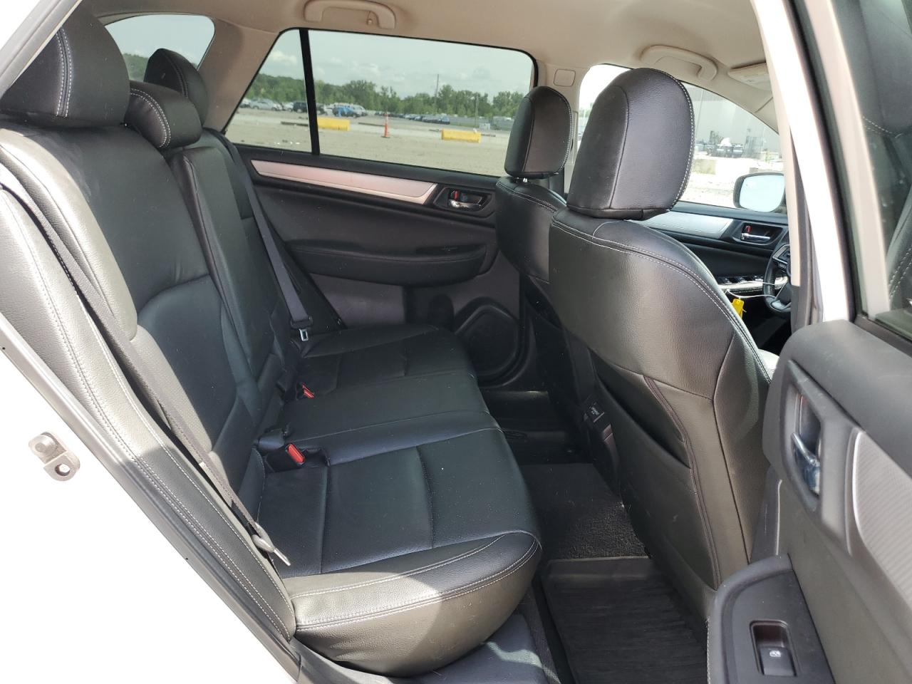 2018 Subaru Outback 2.5I Premium VIN: 4S4BSAFC0J3318836 Lot: 63514765