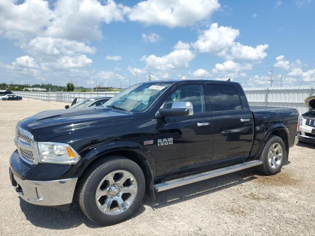 Pickups RAM 1500 2015 Czarny