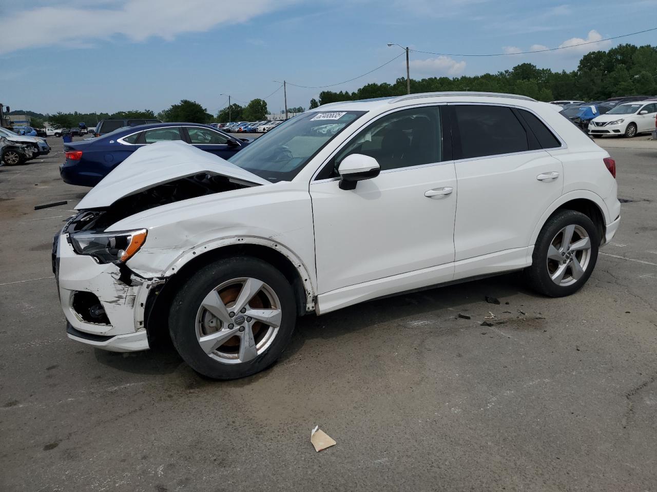 2020 Audi Q3 Premium للبيع في Louisville، KY - Front End