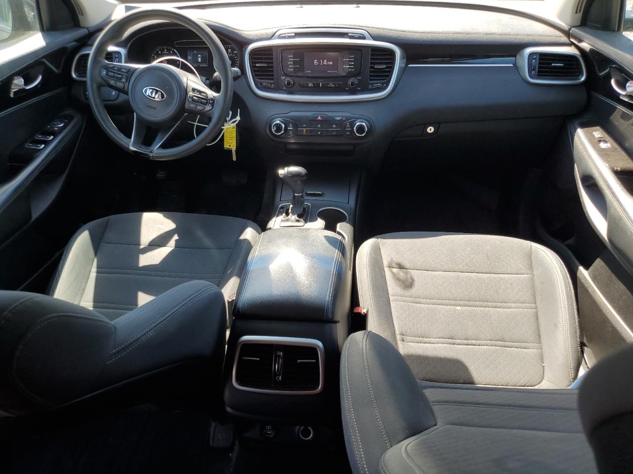 5xypgda57gg102802 5XYPGDA57GG102802 2016 Kia Sorento Lx