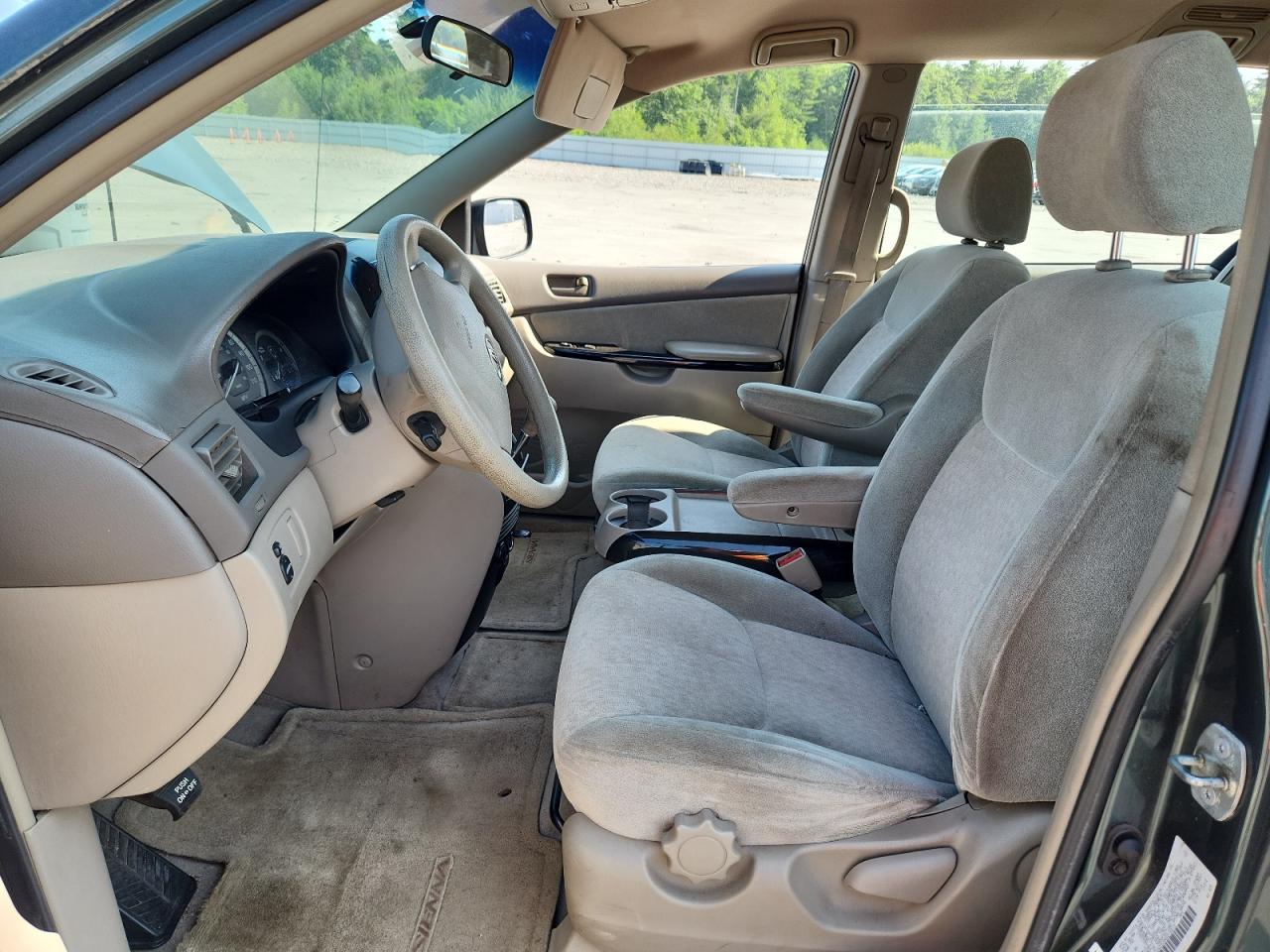 2004 Toyota Sienna Ce VIN: 5TDZA23C84S218213 Lot: 64808685