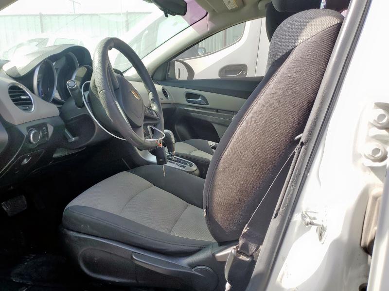 Sedans CHEVROLET CRUZE 2016 Biały